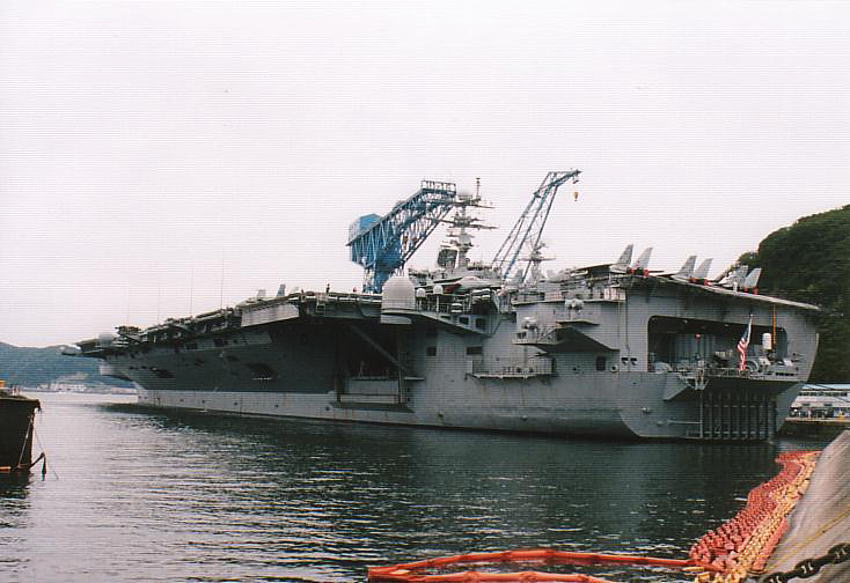 Photo Report / 米空母 CVN-68 ニミッツ