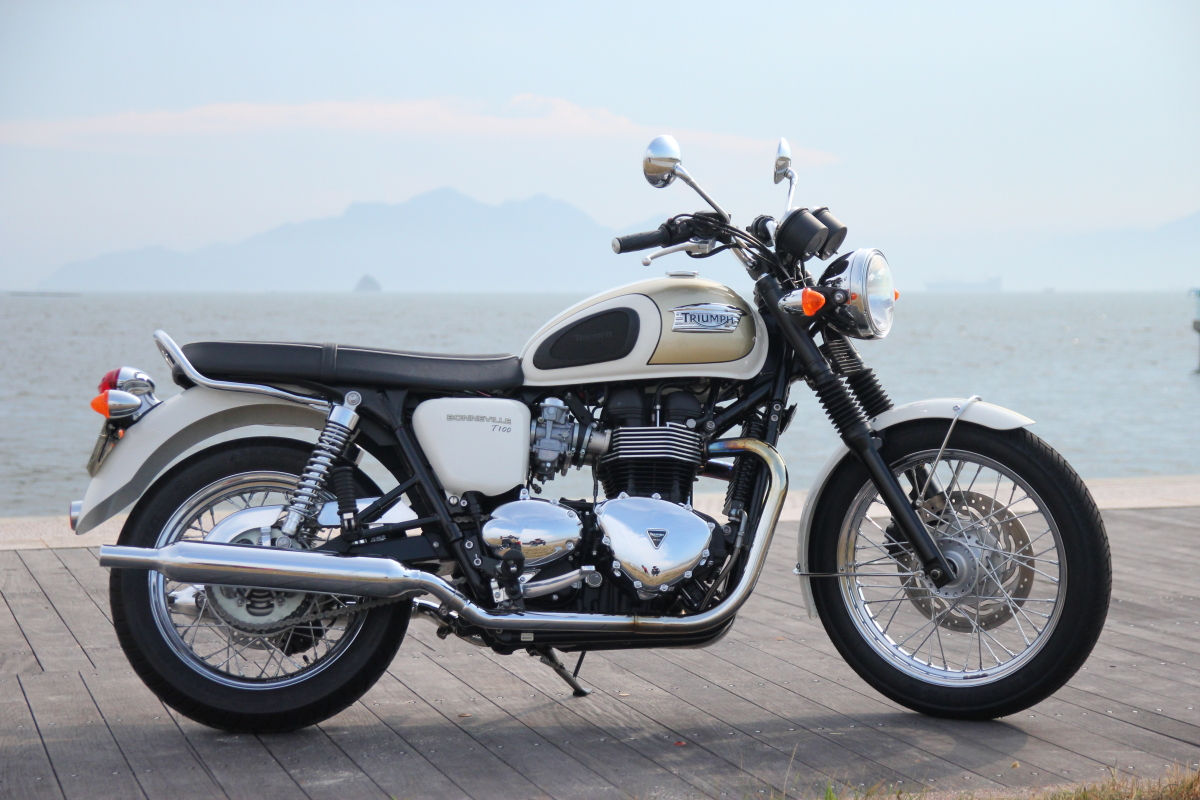 インプレ】トライアンフ ボンネビルT100に試乗してきた！伝統の空冷