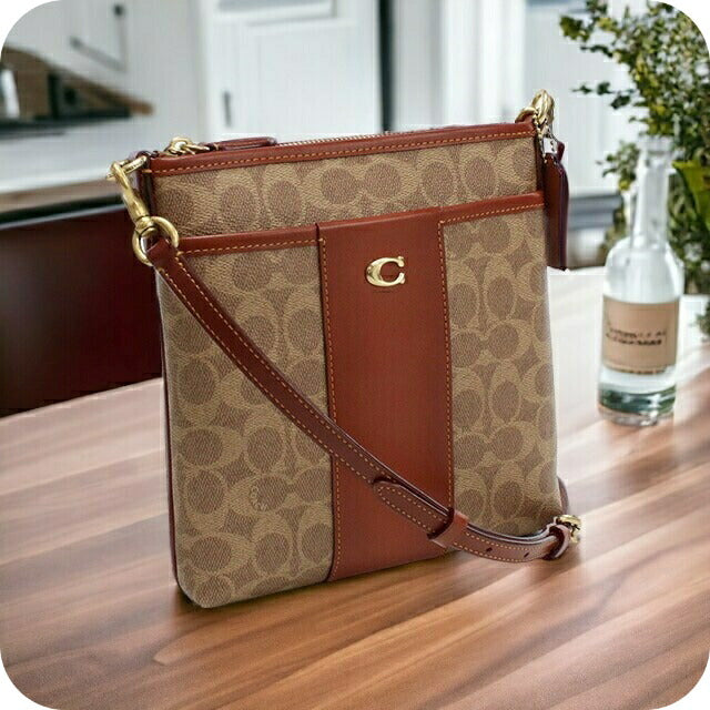 コーチ 斜め掛けショルダーバッグ レディース PVC カンボジア CC533