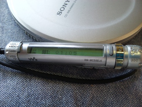 SONY CD WALKMAN D-EJ2000