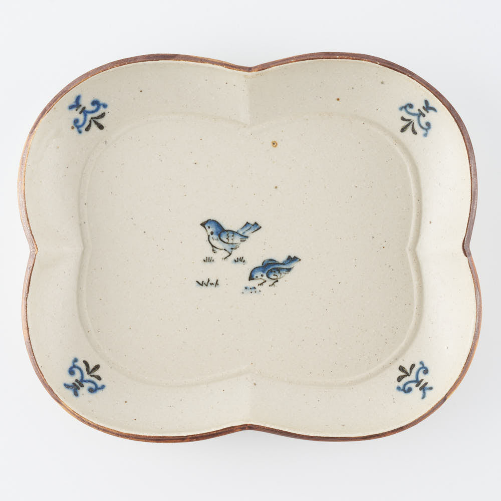 作家 中西申幸 鳥遊戯画 四つ葉絵皿（大） ¥5,500 大人の焼き物