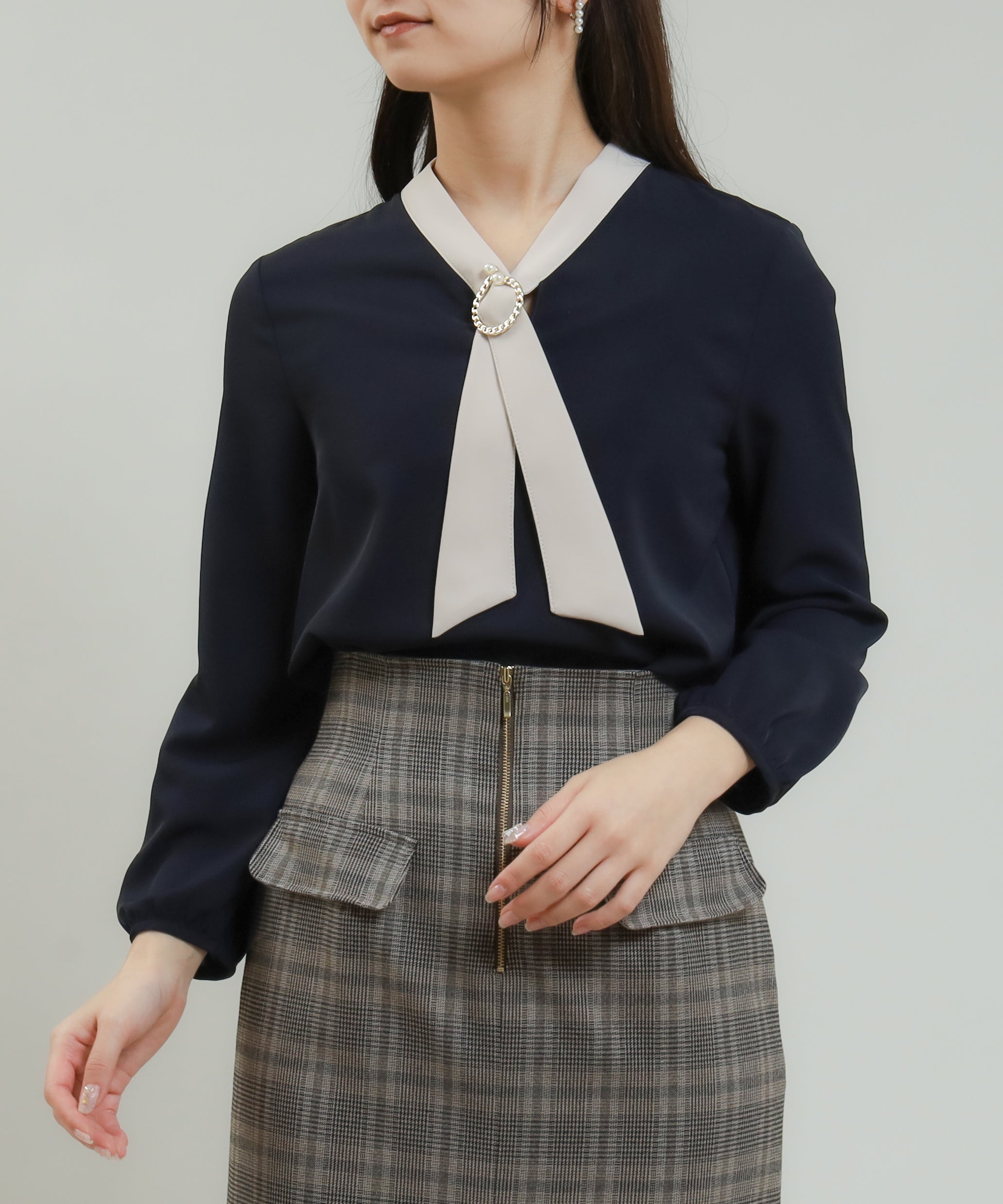 ✨MORABITO PREMIER ✨ボウタイ高級ブラウス 75,900新品 モラビト