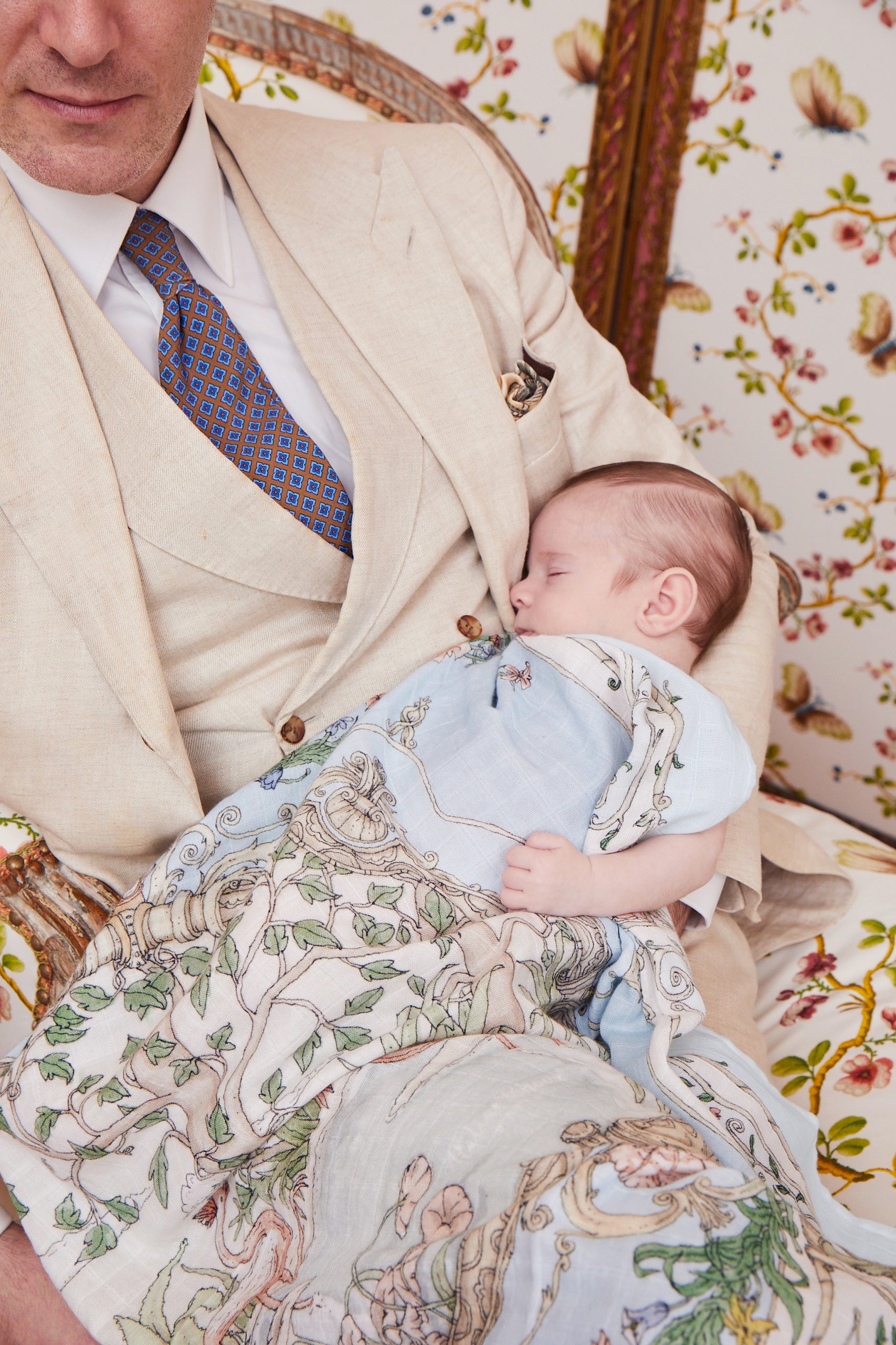 Carré - Tapestry Brilliant Blue • Atelier Choux