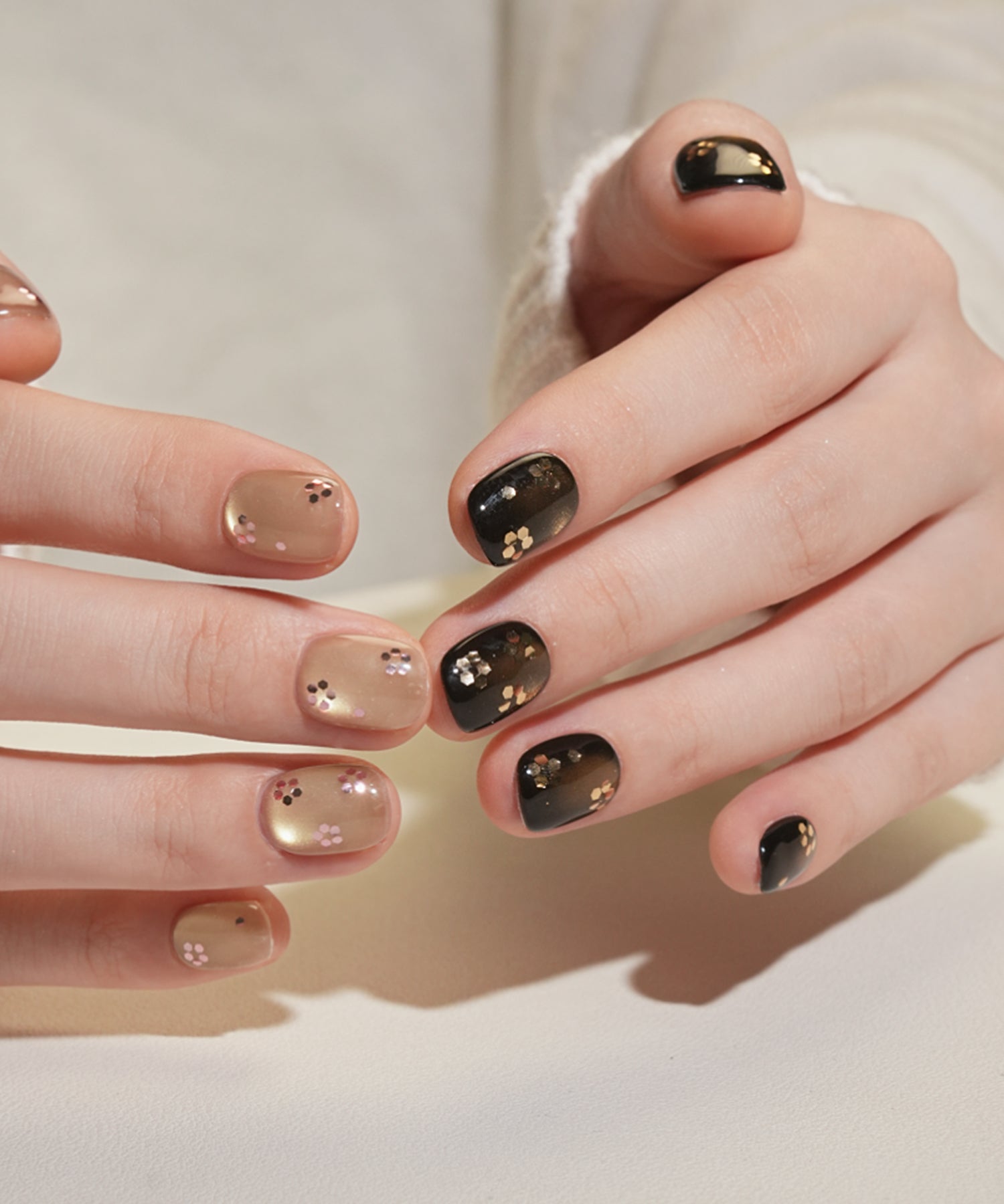 一部当日発送】水光ネイルブラックゴールドマグネットフラワーライク