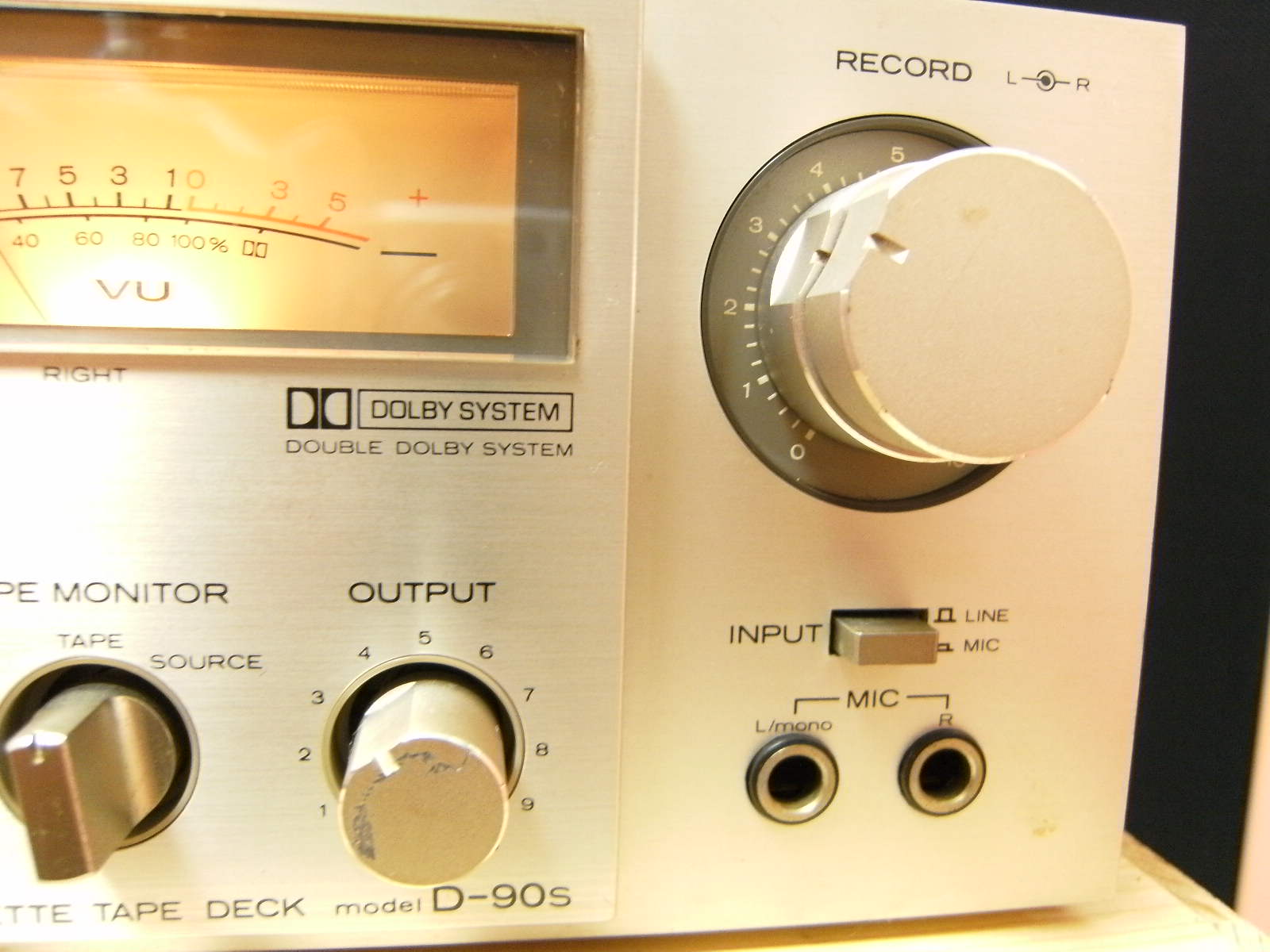 ローディのカセットデッキコレクション D-90s