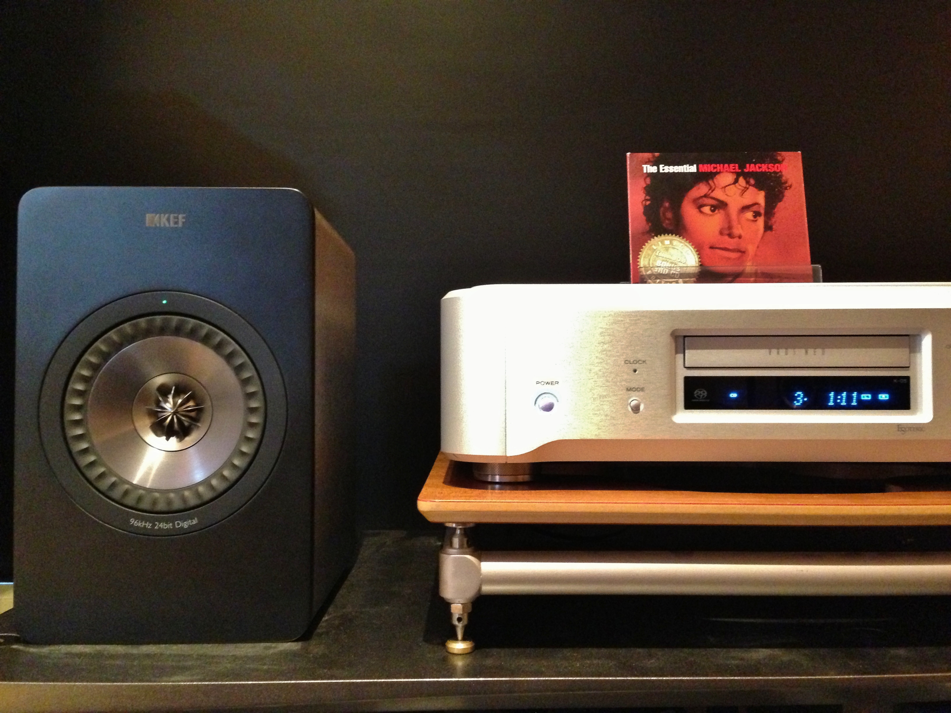 新製品】KEF X300A USB-DAC内蔵アクティブスピーカー【良品】: アート