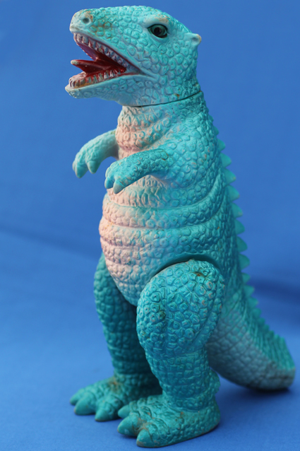 原始恐竜ゴロザウルス、電子怪獣メカニコング – 昭和玩具研究+発表