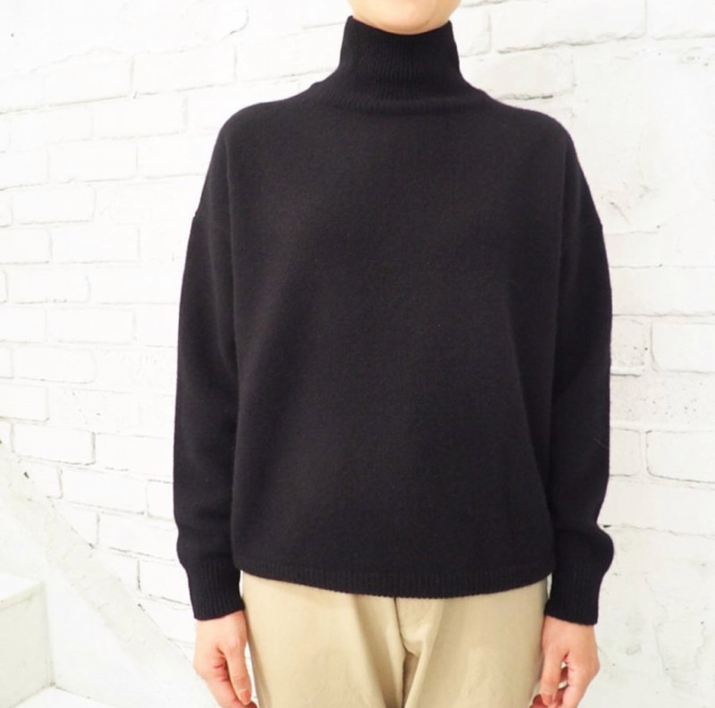 AURALEE (レディース）ベビーカシミアタートルネックニット | Belluria