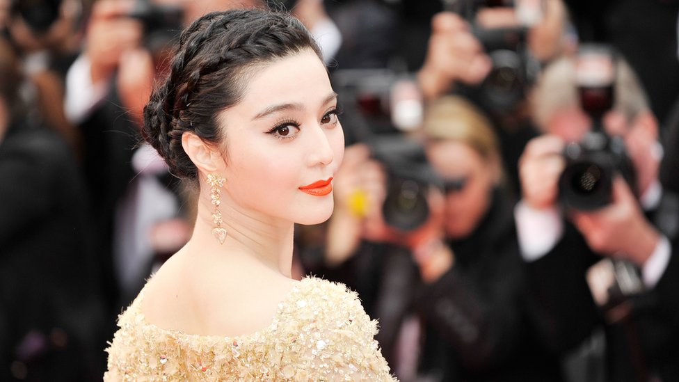 女優ファン・ビンビン氏に8億元の罰金命令、脱税疑惑で 中国 - BBCニュース