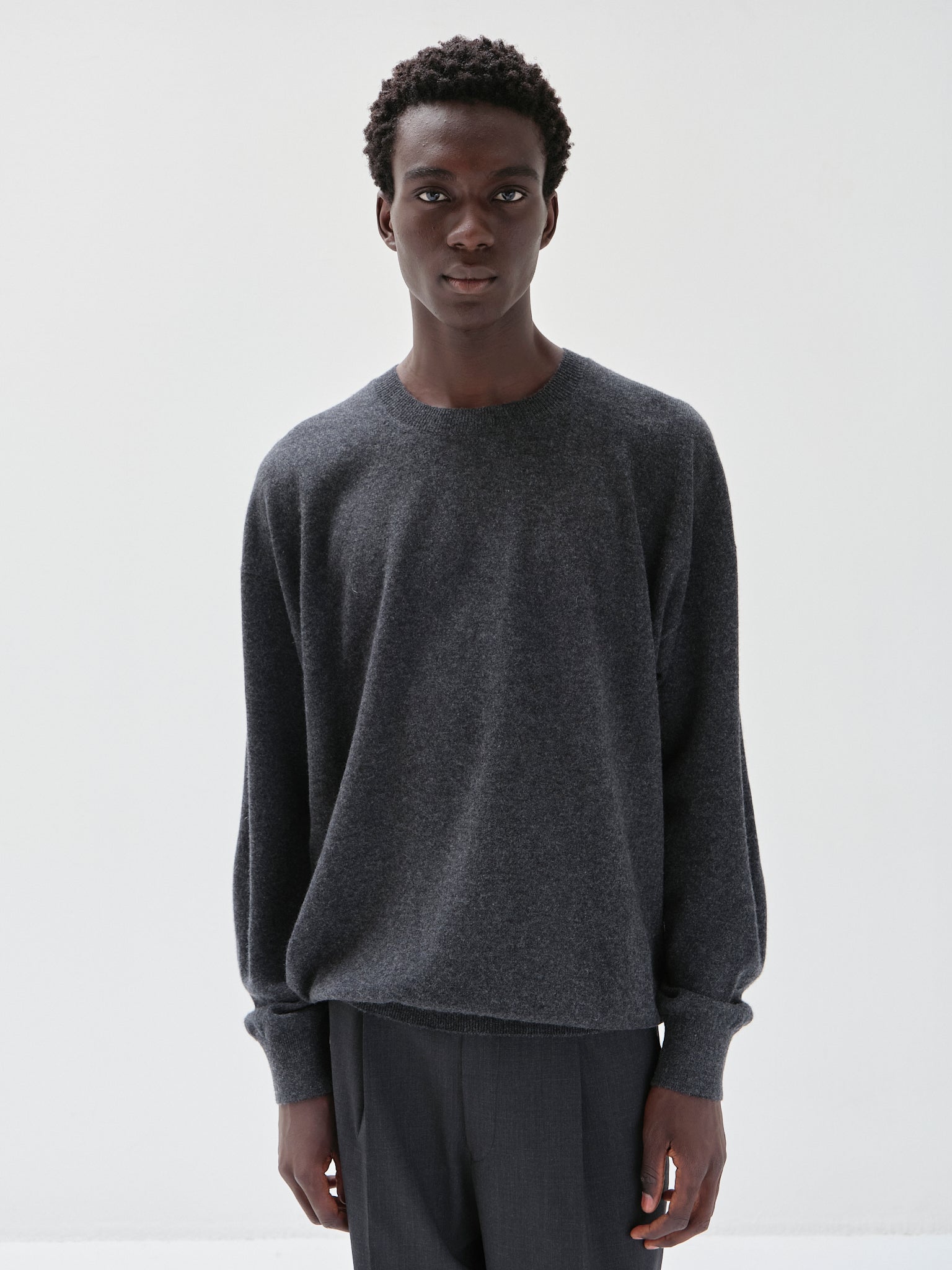 モンゴリアンカシミヤ エルボーパッチ クルーネック, Top Gray – cash