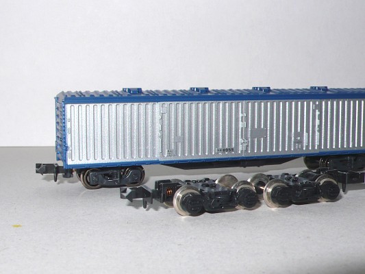 KATO・ワキ8000形の台車交換 | エムサ菌的研究×誌