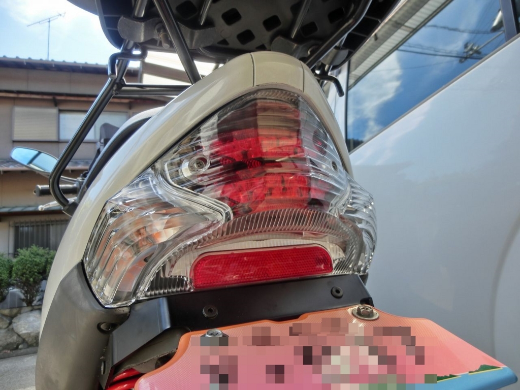 続けて改造！日本のアドレスV125Gにスペシャルパーツ武川のLED