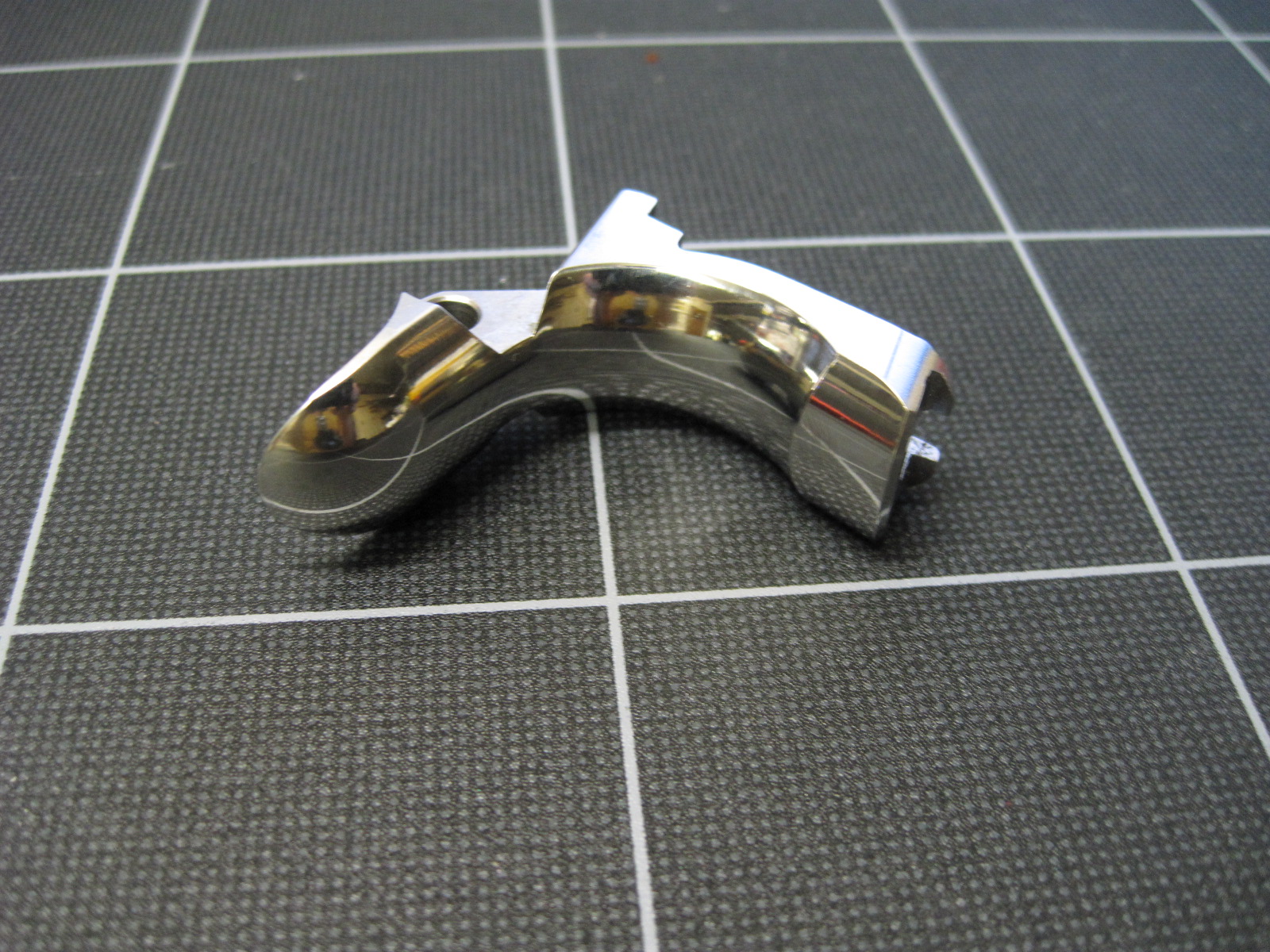 V10 Ultra Compact – Anvil WA 1911用 SFAタイプ グリップセフティ