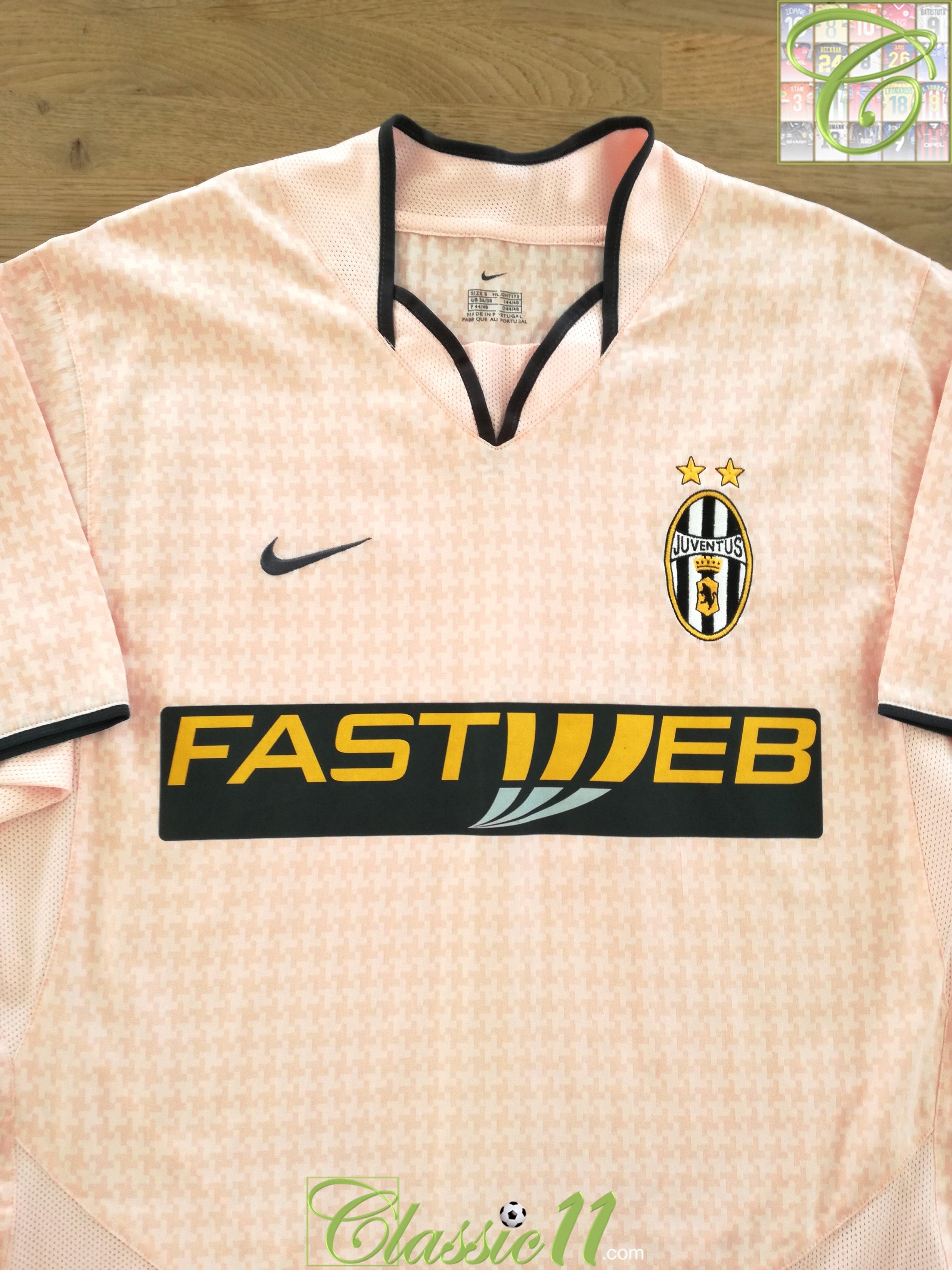 2003/04 Juventus Away Football Shirt / Vintage Old Nike Soccer