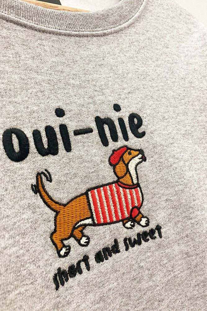 Oui Nie Embroidered Dog Oversized Sweatshirt – Cozy & Cute | Evercado