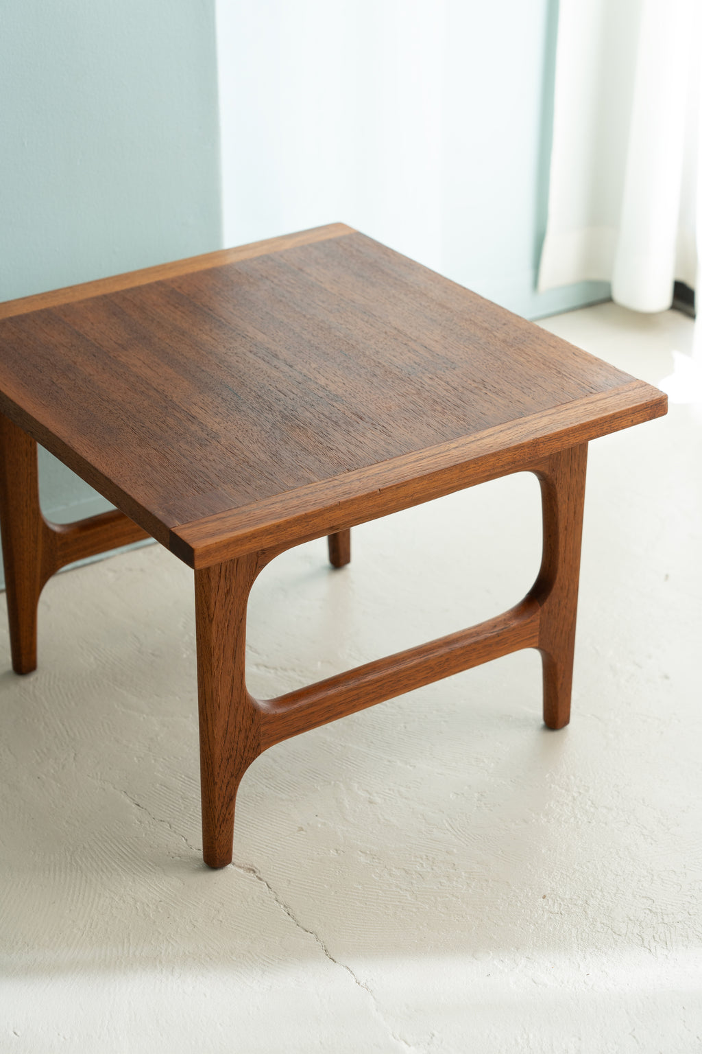 2JapaneseModernVintageSideLowT