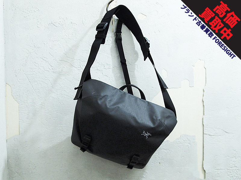 ARC'TERYX 'Granville10'グランヴィル10 ショルダーバッグ クーリエ