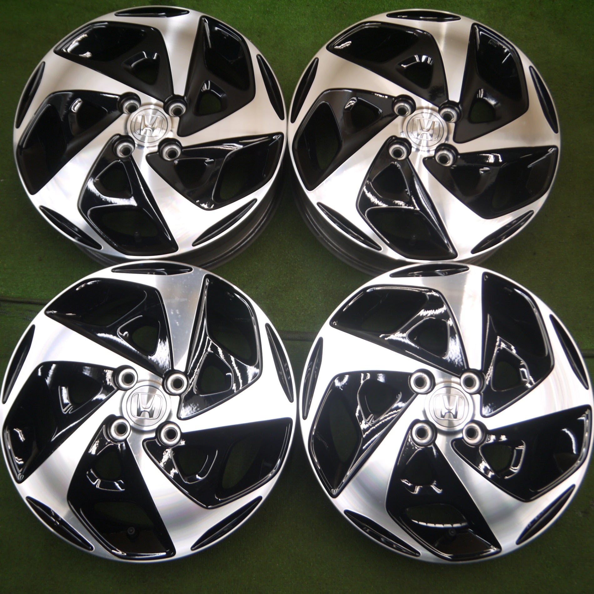 送料無料* ほぼ新車外し☆ホンダ N-WGN 純正 ホイール 15インチ 15×4.5