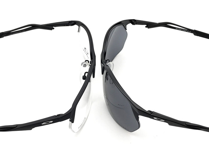 Hamayaブログ : OAKLEY Wire Tap 2.0 RX 掛比べ