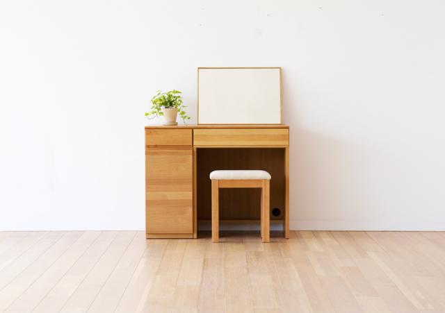 メイク時間がもっと楽しく。「ドレッサー」のある暮らし | 高野木工