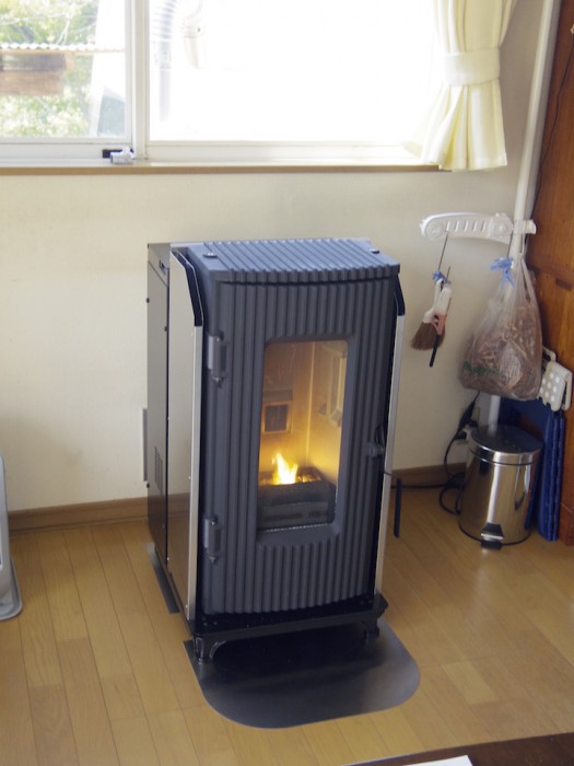 さいかい産業 RS-4 | ペレットストーブ・薪ストーブ専門店ハイズホイズ