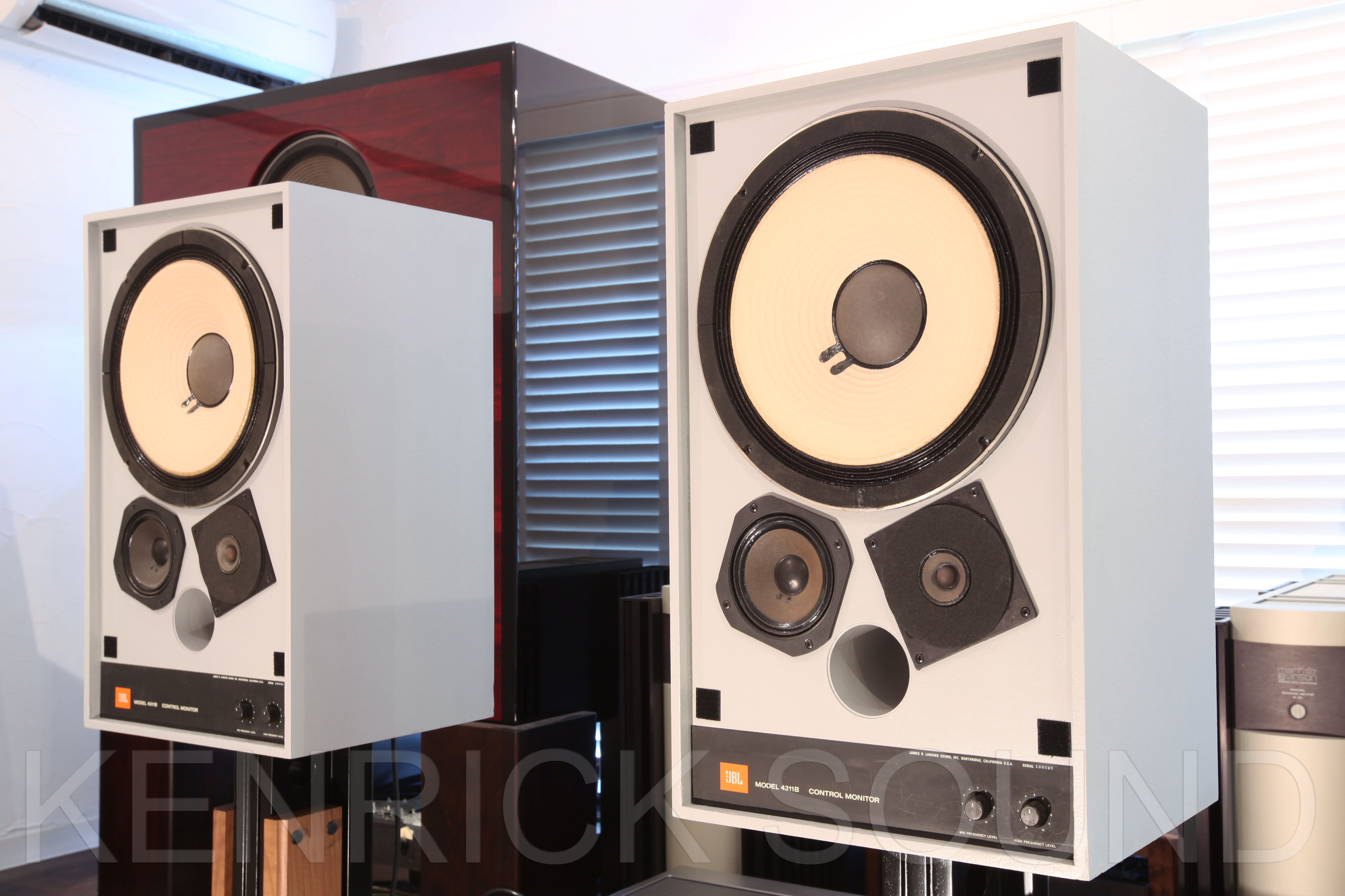 JBL 4311B スモールモニターの大定番 侮れないJBLサウンド 良品