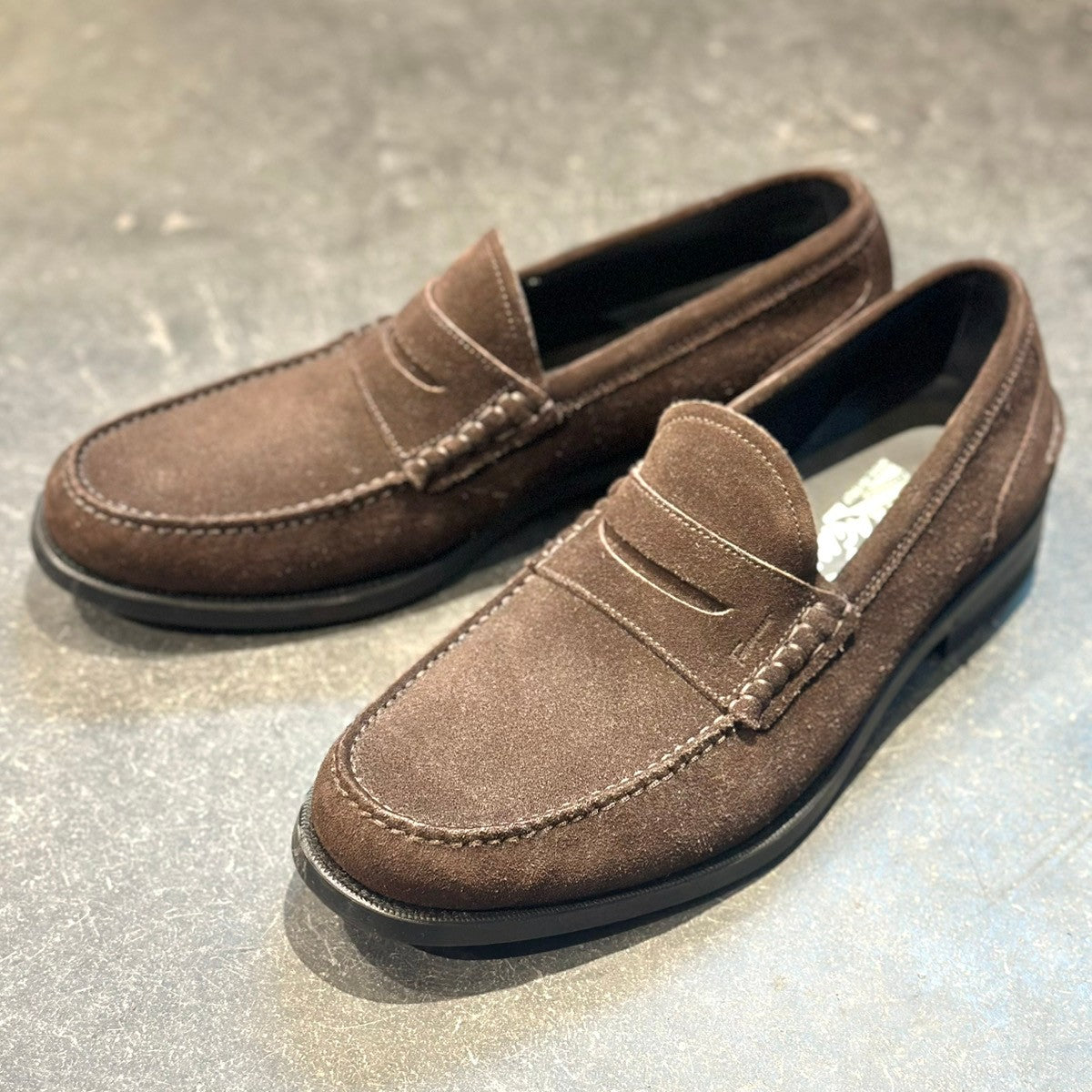 極美品【Salvatore Ferragamo】サルヴァトーレ フェラガモ ローファー