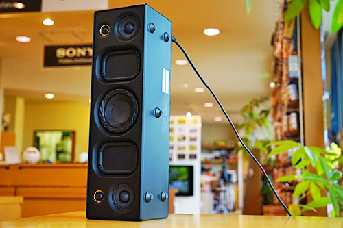 ハイレゾ再生に対応した こだわりスピーカー「SRS-X9」開梱・外観