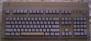 Apple's Extended Keyboard II: Sequel to a Legend - Low End MacLow