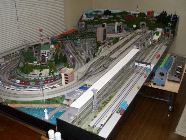 鉄道模型レイアウト紹介1－1．近郊都市型ジオラマ「JR鷲宮線のご紹介