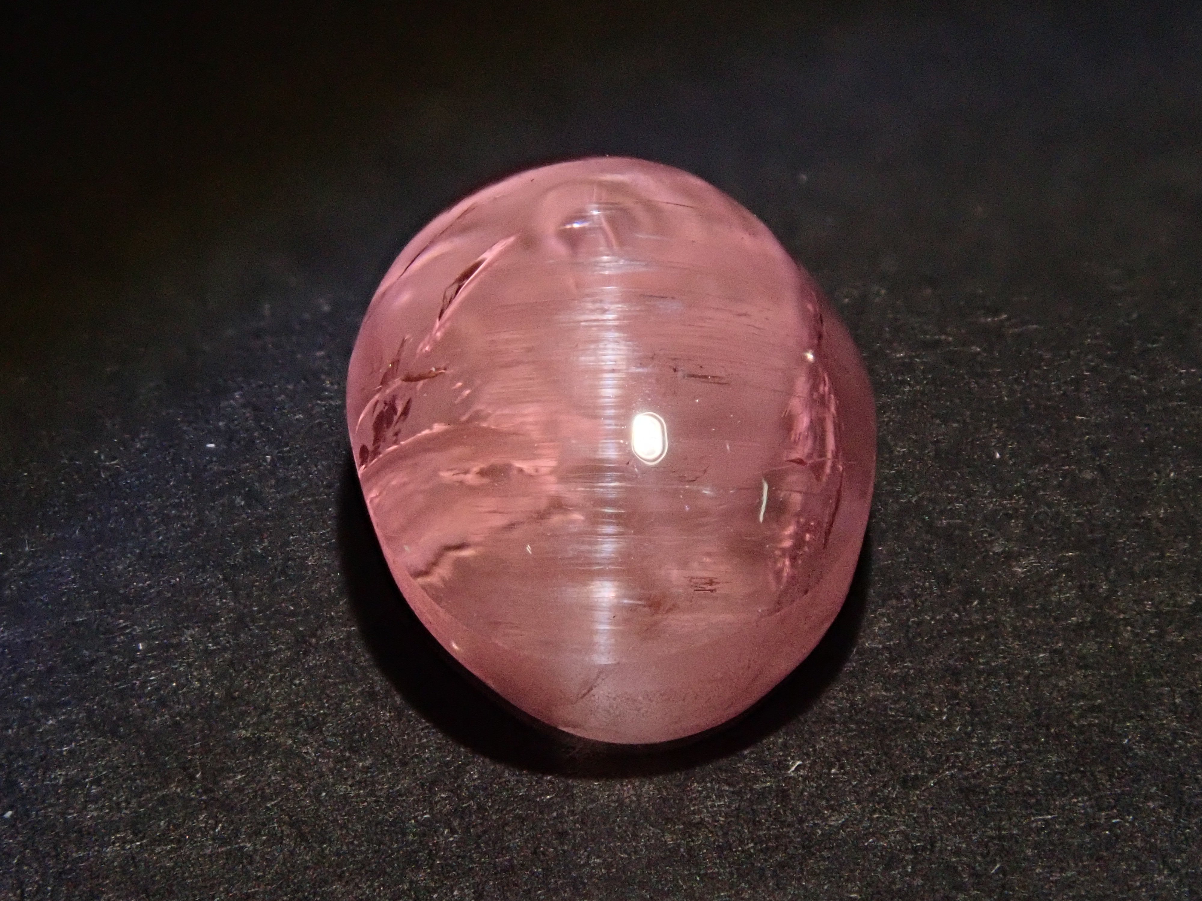 ブラジル産ピンクトルマリンキャッツアイ 3.800ctルース