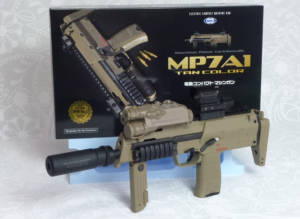 □SAATカスタムブログ□東京マルイ 電動コンパクトSMG MP7A1（TAN