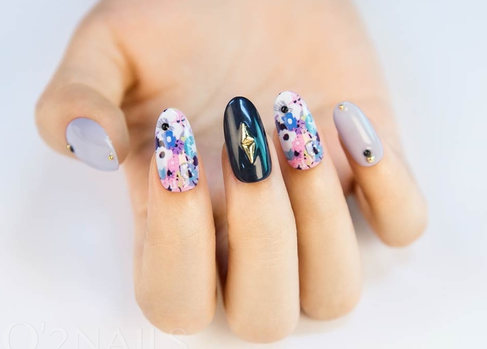 オートネイル - セルフサロンTHE ONE堺