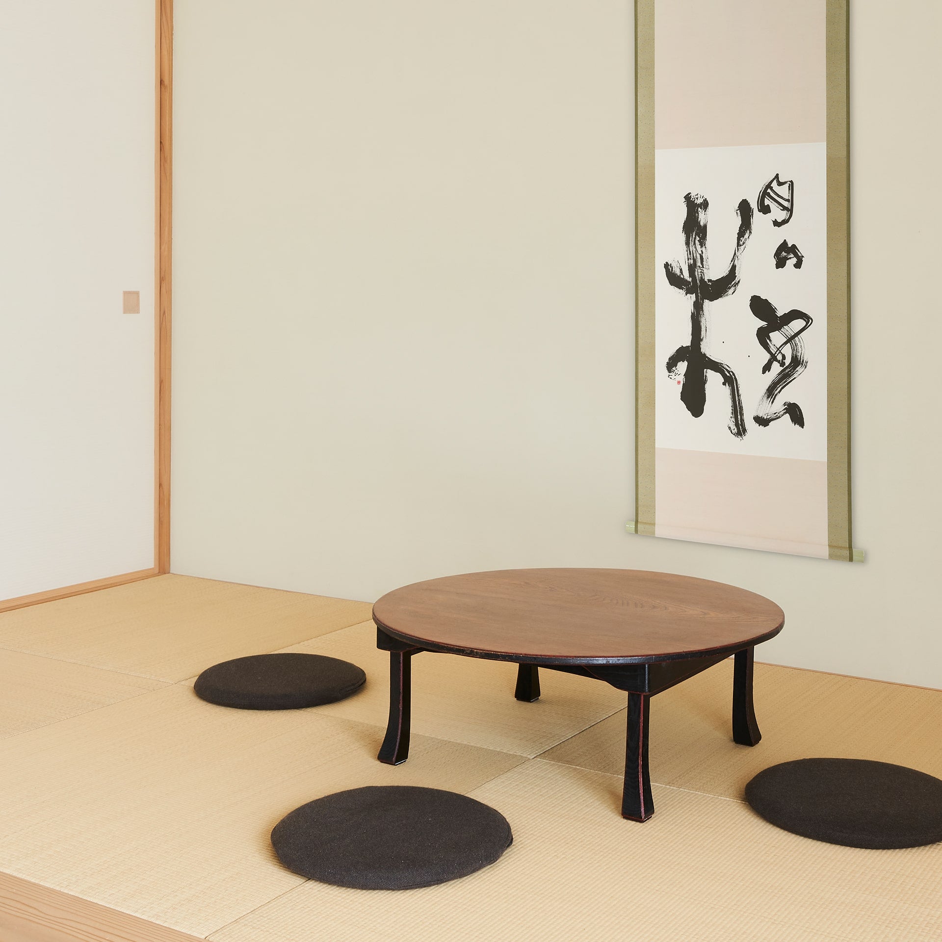 掛け軸 櫻（古代文字アート） – SENSE of 京表具