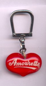 フランスの広告用アンティークキーホルダー ブルボンキーホルダーの