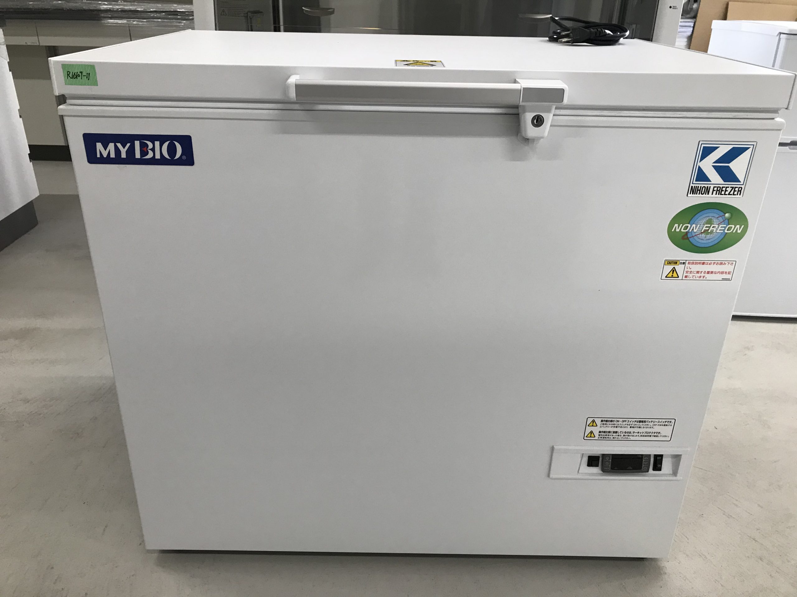 日本フリーザー/VT-208HC/小型超低温槽(新古品) | 中古機器