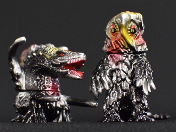 2019年5月31日にCUREオンラインストア限定でマルサン製［怪獣VS