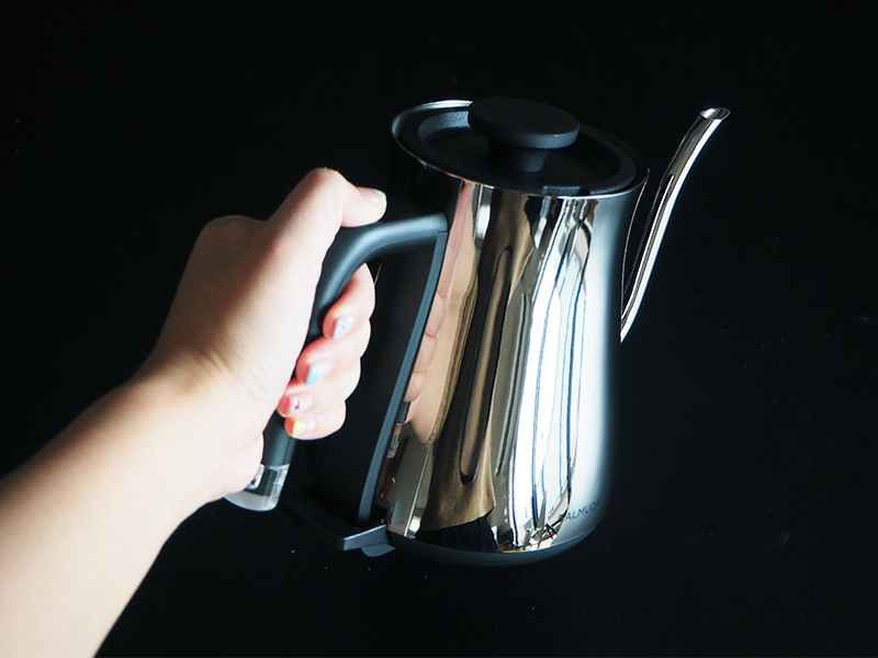 バルミューダの電気ケトル。新色のクロームを買いました！ | ものとかぞく