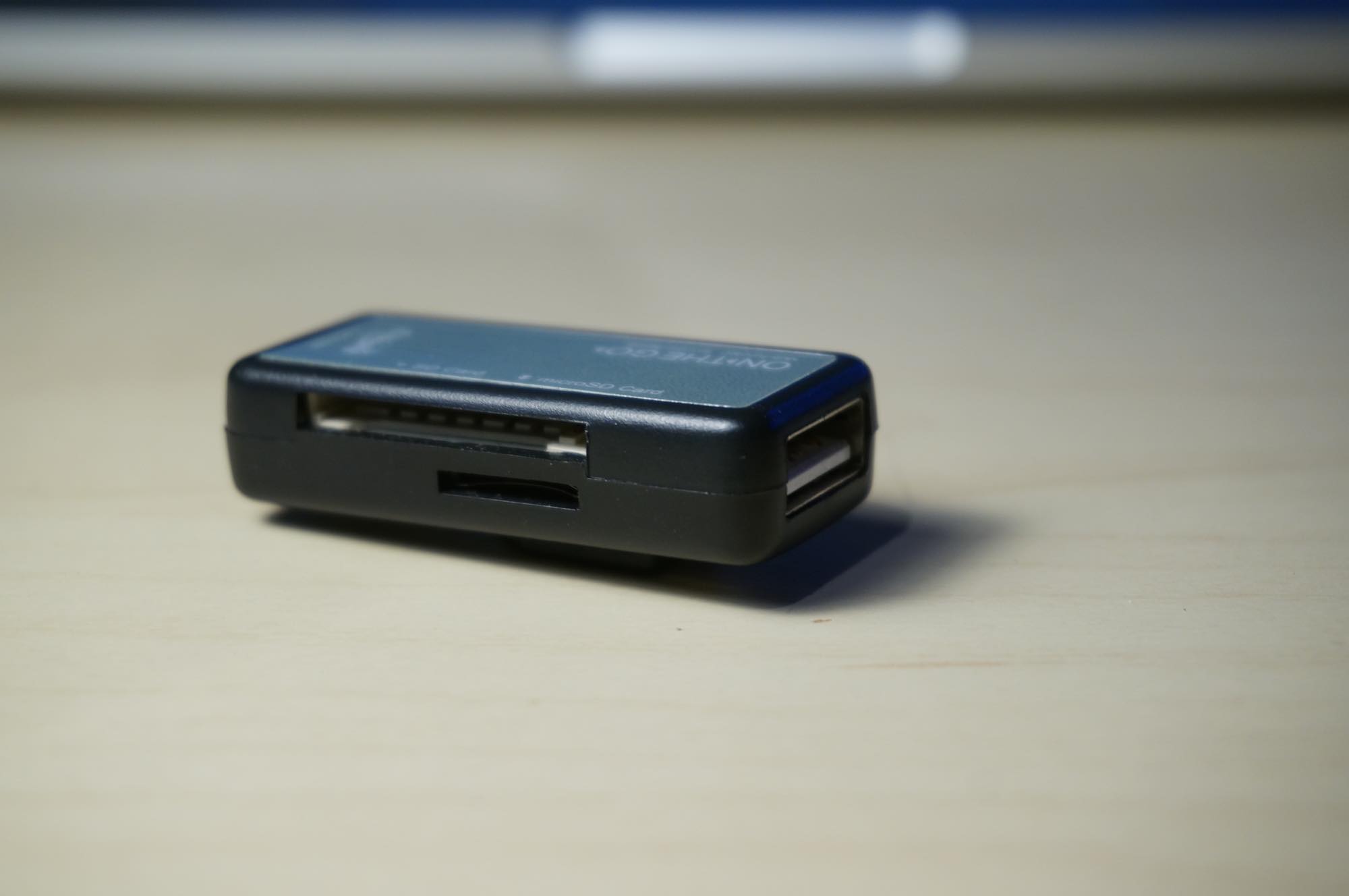 Windows タブレット】必須アクセサリ6選！快適なWinタブライフのための