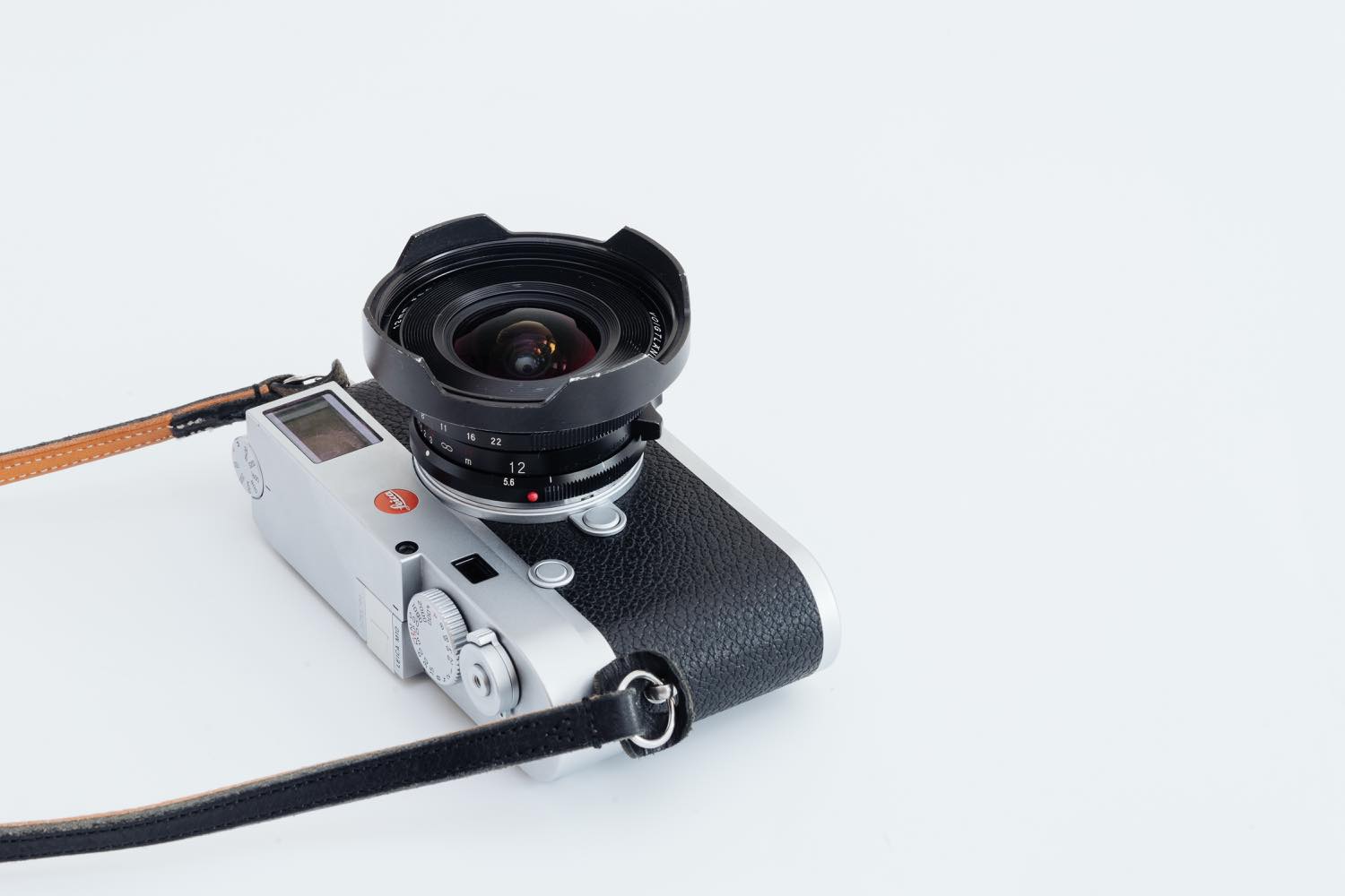 12mmが見る世界。『フォクトレンダー ULTRA WIDE-HELIAR 12mm F5.6