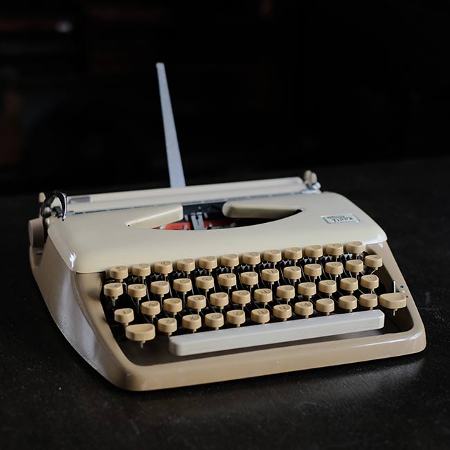 TRIUMPH Tippa タイプライター インクリボン交換済み – zakka store towi