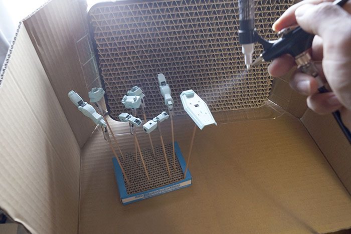 レビュー】クレオス Mr.スーパーブース コンパクトは快適にエアブラシ