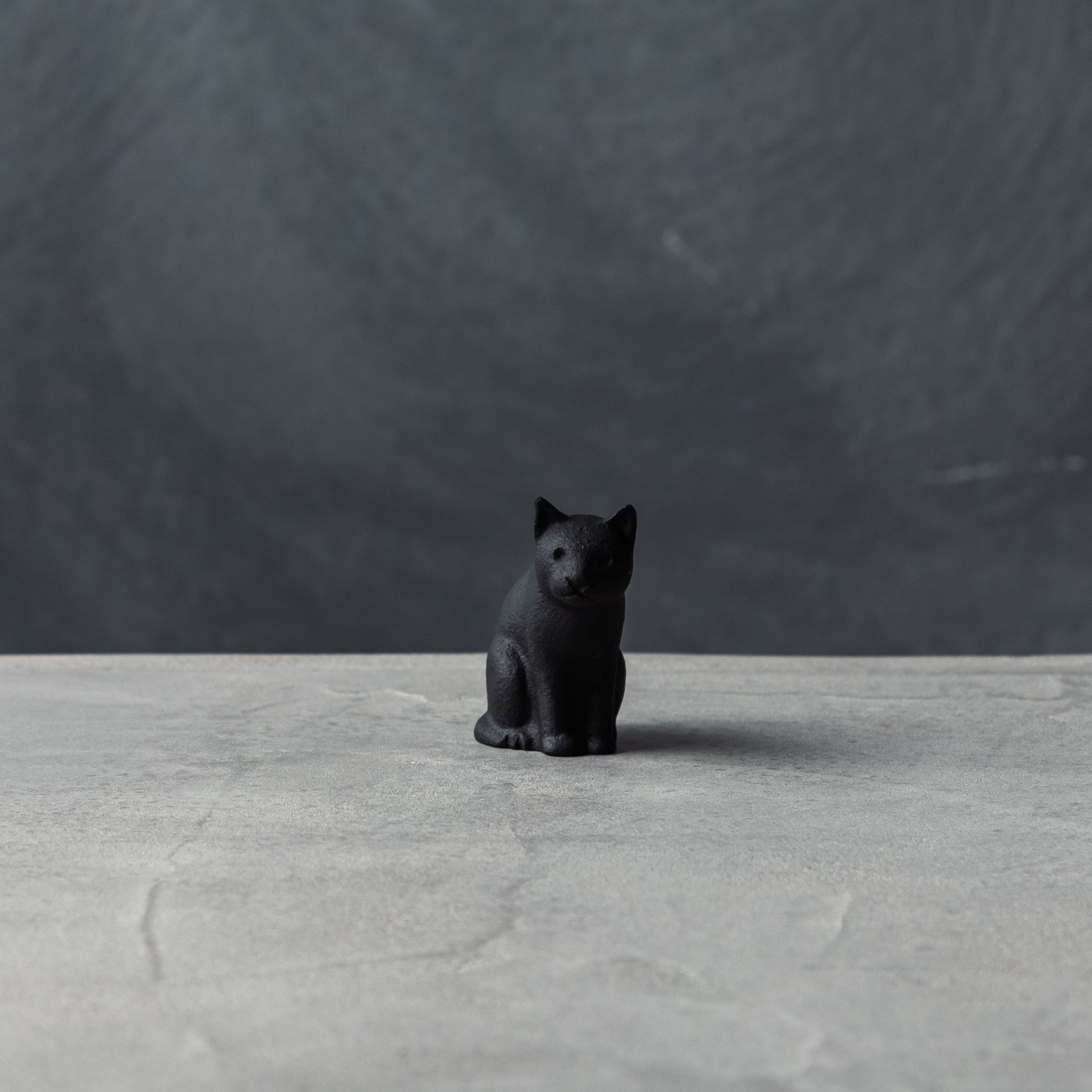 ガラス専門店｜南部鉄器｜岩鋳｜ペーパーウェイト ネコ – TSUCHI-YA