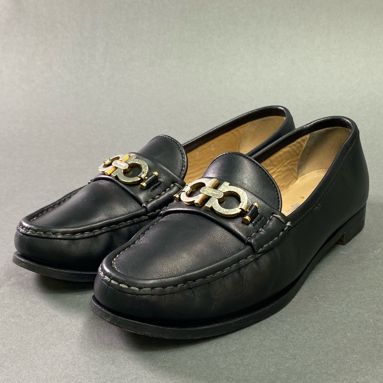 2l19 Salvatore Ferragamo サルヴァトーレ フェラガモ ガンチーニ