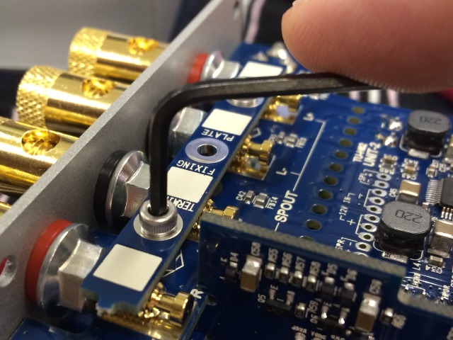 ハイブリッド真空管アンプキット、世界最速！？レビュー | ELEKIT VOICE