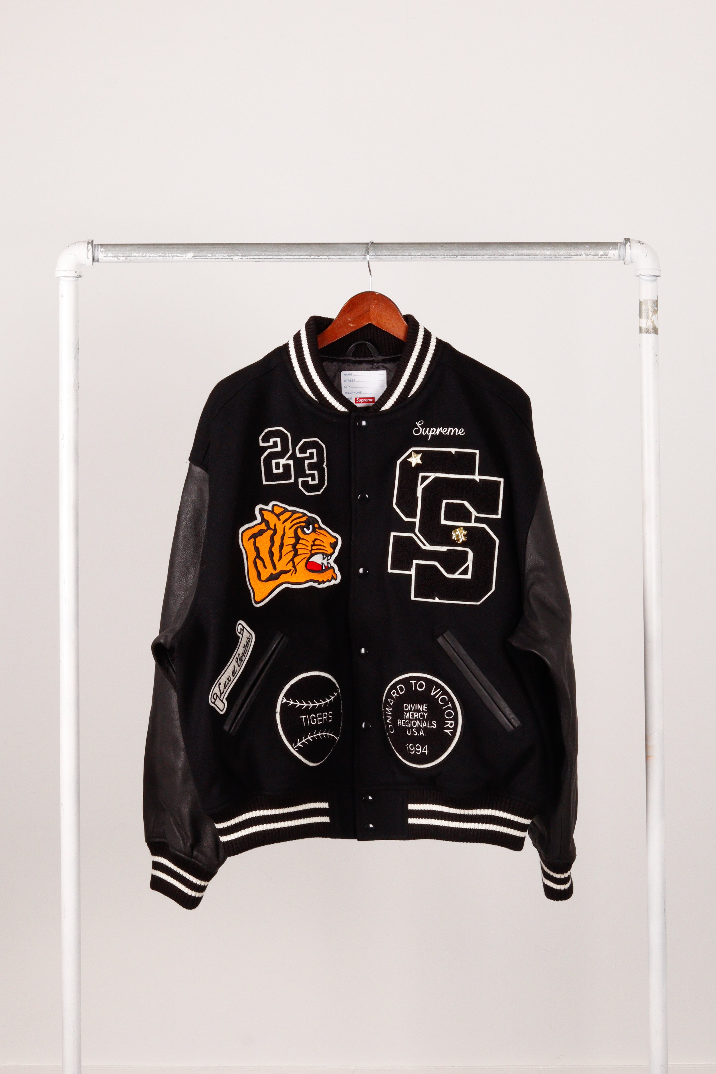 Supreme FW23 'Tiger' Varsity Jacket Black (2023) – thepopup.com