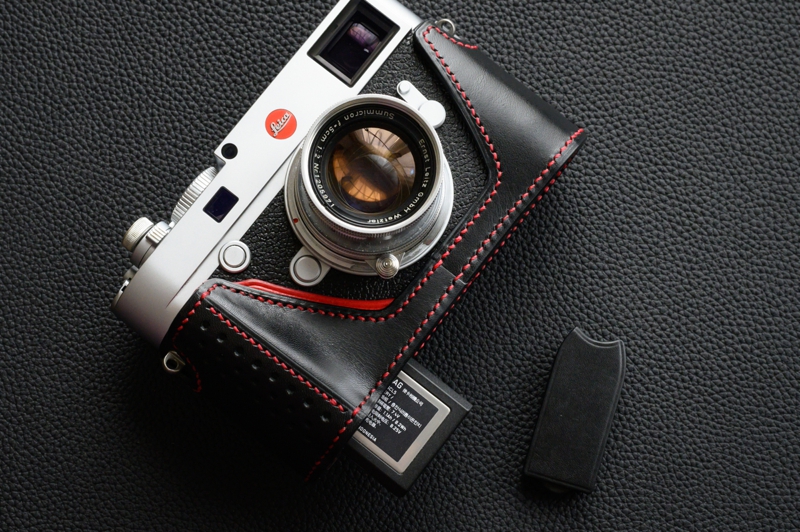 LeicaM10新エバレディケースグリップタイプ サドルプルアップブラック