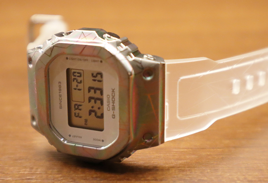 鉱石がモチーフのG-SHOCK40周年モデル「GM-S5640GEM-7JR」をレビュー