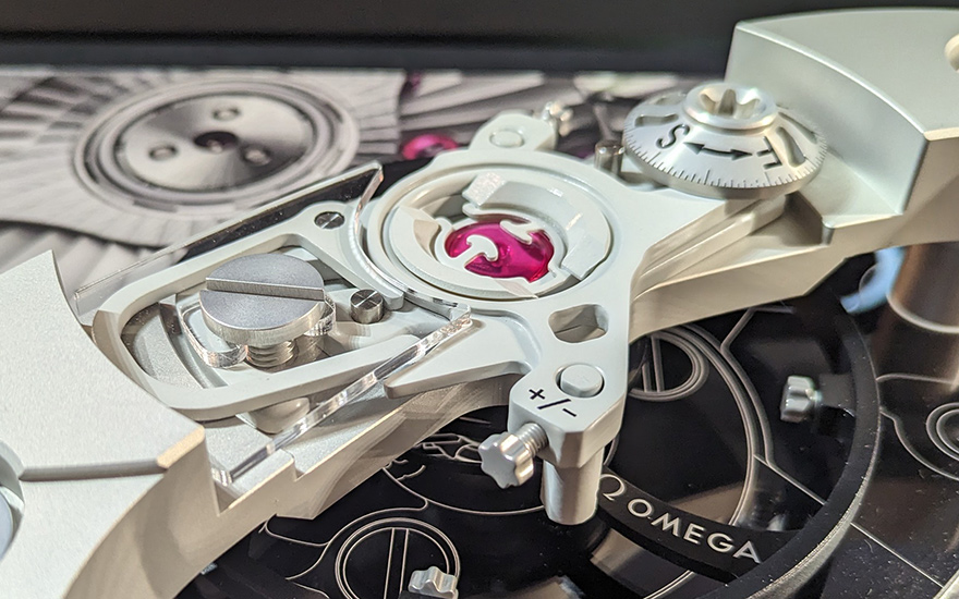 オメガ史上最強クロノグラフ誕生！ 常識はずれの精度を実現した