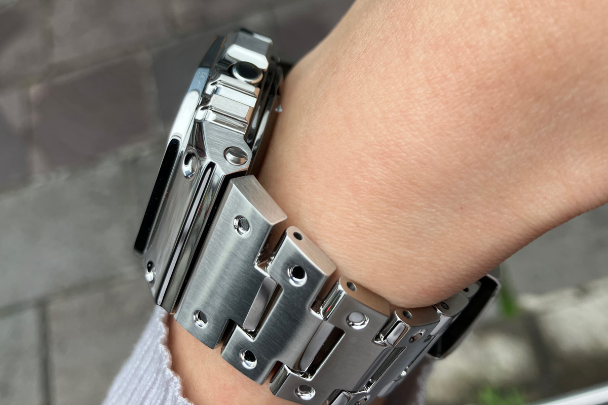 ついつい集めたくなる！ “フルメタル”G-SHOCK “の最新作「GMW-B5000D